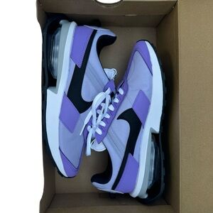 Nike W Air Max Pre-Day Purple Sneakers